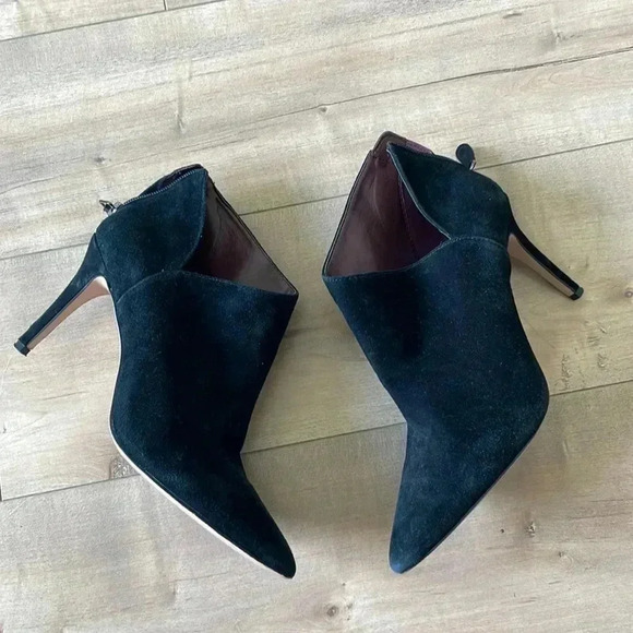 Enzo Angiolini Ruthely Black Suede Pointy Toe Boots Booties Sz 7.5 - Picture 4 of 9